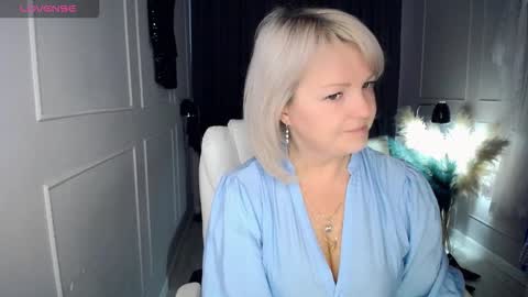 Snapshot of emmmam chatting on 02-04-26, 10:21 emmmam online show from 02-04-26, 10:21