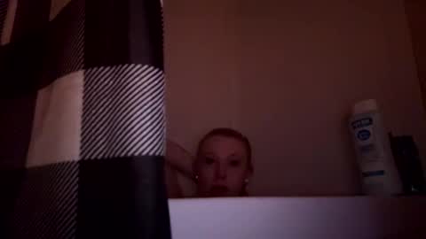 Snapshot of emmwarr1514 chatting on 02-19-25, 01:28 emmwarr1514 online show from 02-19-25, 01:28