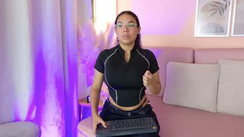 Snapshot of emmy_and_luna chatting on 07-19-26, 12:53 Emmy and Luna online show from 07-19-26, 12:53