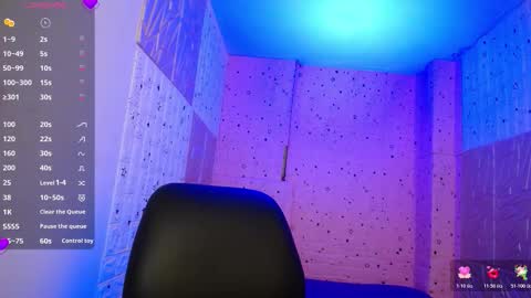 Snapshot of emmy_durant chatting on 12-05-25, 06:59 emmy_durant online show from 12-05-25, 06:59