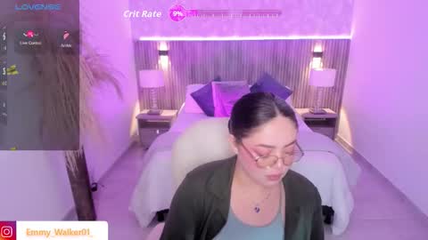 Emmy Walker online show from 10-17-25, 11:02