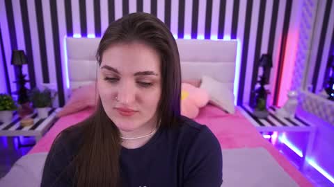 E M M Y online show from 04-07-26, 06:03