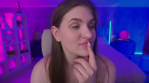 Snapshot of emmycharm chatting on 05-03-26, 05:57 E M M Y online show from 05-03-26, 05:57