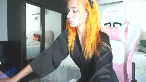 Emmylie online show from 04-13-26, 08:09