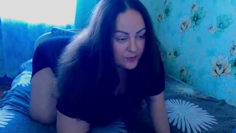 Snapshot of emmyxotty chatting on 04-27-26, 05:27 Emmy online show from 04-27-26, 05:27