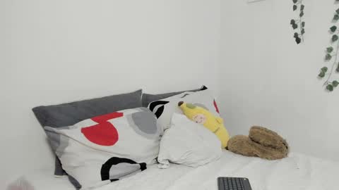 Emperatriz online show from 12-18-24, 10:24