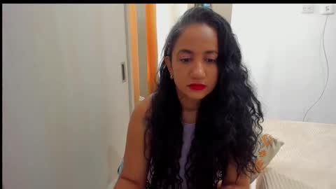 Snapshot of emperatriztapia chatting on 11-30-25, 01:26 emperatriztapia online show from 11-30-25, 01:26