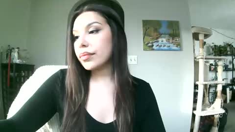 Snapshot of empressaspen chatting on 02-21-26, 12:33 Empress Aspen online show from 02-21-26, 12:33