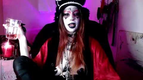 Snapshot of empressmorrigan chatting on 02-04-26, 03:18 Morrigan online show from 02-04-26, 03:18