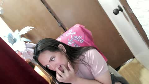 Snapshot of empressrheo chatting on 02-07-25, 03:12 empressrheo online show from 02-07-25, 03:12