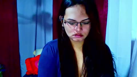 Snapshot of empressrheo chatting on 10-16-25, 03:07 empressrheo online show from 10-16-25, 03:07