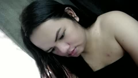 Snapshot of empressrheo chatting on 06-02-26, 04:36 empressrheo online show from 06-02-26, 04:36