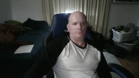 Matt online show from 10-04-25, 03:59