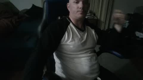 Matt online show from 10-23-25, 04:01