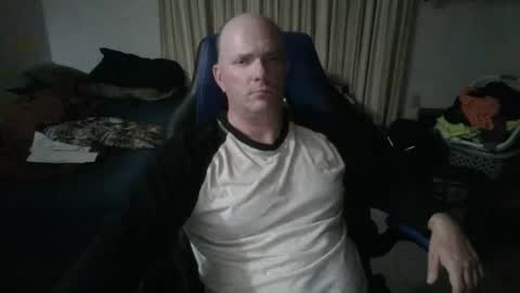 Matt online show from 12-14-25, 04:07