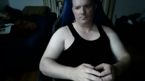 Snapshot of emsguy1 chatting on 06-02-26, 05:09 Matt online show from 06-02-26, 05:09