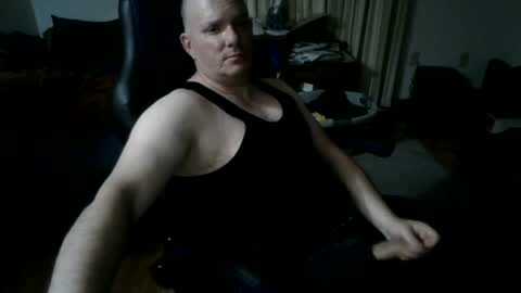 Snapshot of emsguy1 chatting on 06-17-26, 04:48 Matt online show from 06-17-26, 04:48