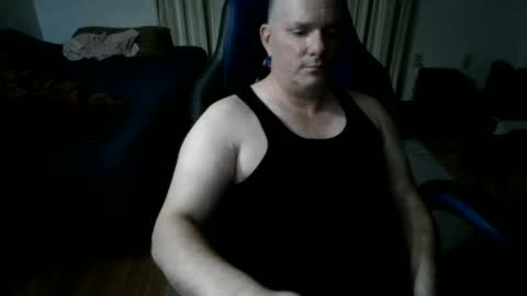 Snapshot of emsguy1 chatting on 06-18-26, 03:29 Matt online show from 06-18-26, 03:29