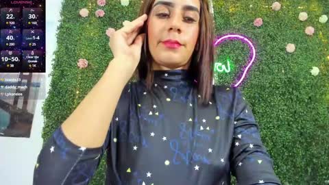 Snapshot of emy_0 chatting on 01-11-25, 06:14 Emy online show from 01-11-25, 06:14