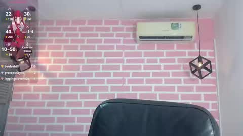 Snapshot of emy_0 chatting on 01-18-25, 06:24 Emy online show from 01-18-25, 06:24