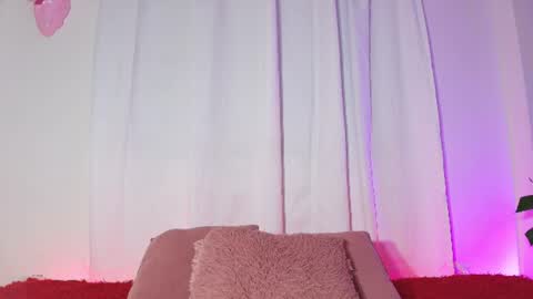 Emy online show from 07-14-26, 03:11