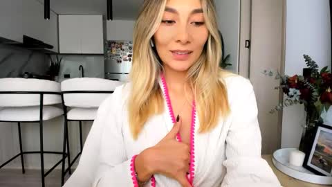 emyconneer online show from 02-21-25, 04:48