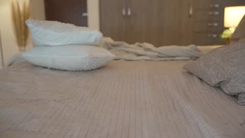 Eimi3 online show from 01-08-25, 10:06