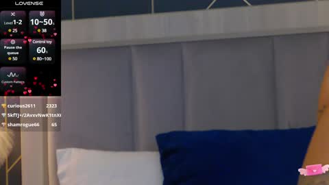 Snapshot of emylaveau chatting on 12-04-24, 10:02 Emy online show from 12-04-24, 10:02