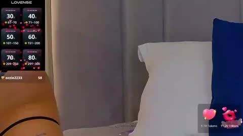 Snapshot of emylaveau chatting on 12-05-24, 07:05 Emy online show from 12-05-24, 07:05