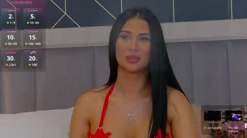 Snapshot of emylaveau chatting on 02-07-25, 06:56 Emy online show from 02-07-25, 06:56