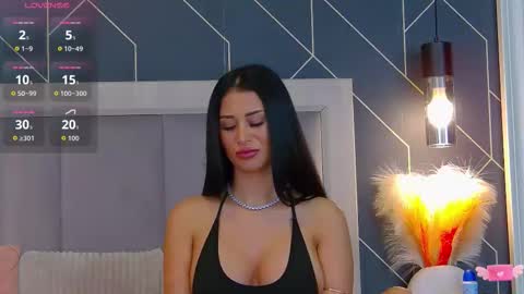 Snapshot of emylaveau chatting on 11-07-25, 06:57 Emy online show from 11-07-25, 06:57