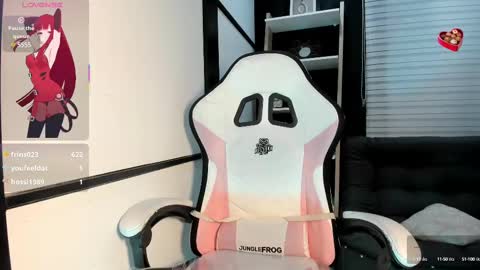 Snapshot of emysilver chatting on 03-01-25, 09:26 Emy Silver online show from 03-01-25, 09:26