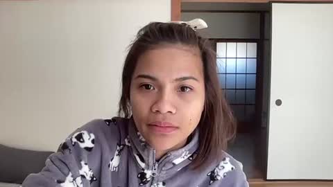 Snapshot of enchan931125 chatting on 03-08-26, 04:27 enchan931125 online show from 03-08-26, 04:27