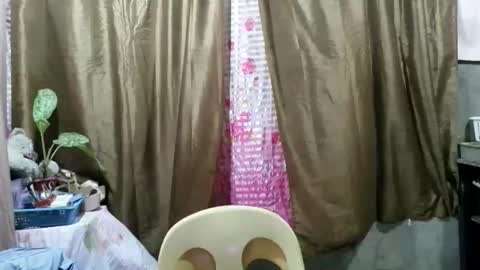 Snapshot of enchantressjenieghxxx chatting on 04-30-26, 11:49 Jeniegh online show from 04-30-26, 11:49