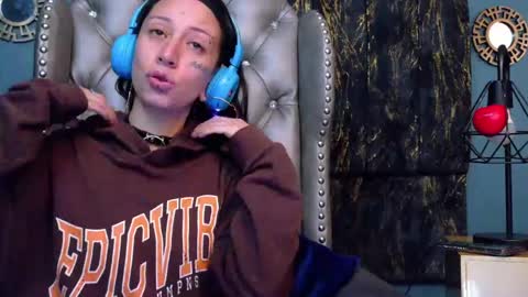 EnchantressQueen online show from 04-20-26, 12:19