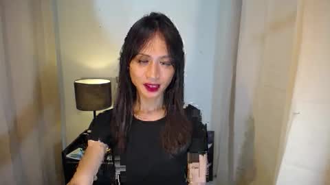 enchantriss69 online show from 01-02-25, 12:03