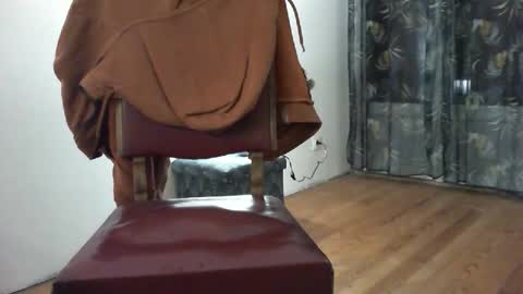 Snapshot of endearment115 chatting on 10-30-25, 02:07 endearment115 online show from 10-30-25, 02:07