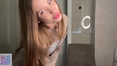 Mia online show from 12-06-24, 09:46