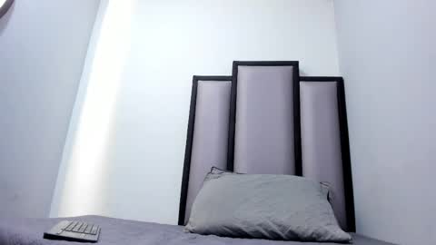 endrick_23 online show from 04-16-26, 03:29