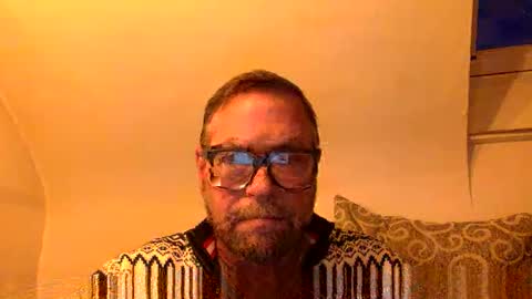 Snapshot of endurorider36 chatting on 12-01-25, 04:01 endurorider36 online show from 12-01-25, 04:01