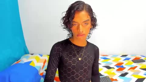 engel20042001 online show from 12-22-24, 03:55