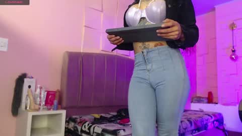 Engel online show from 04-11-26, 01:04