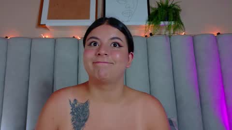 Snapshot of engelstone_ chatting on 11-06-25, 12:28 E N G E L online show from 11-06-25, 12:28