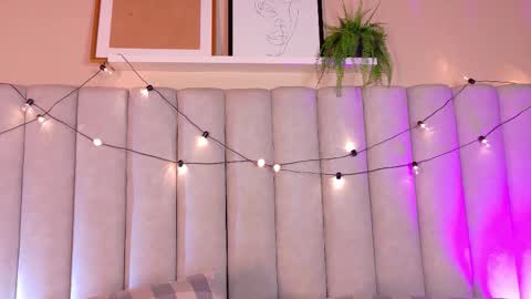 Snapshot of engelstone_ chatting on 11-12-25, 07:57 E N G E L online show from 11-12-25, 07:57