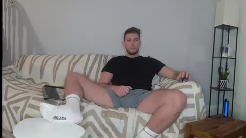 Snapshot of englishladxxx chatting on 12-11-24, 12:44 Englishladxxx online show from 12-11-24, 12:44