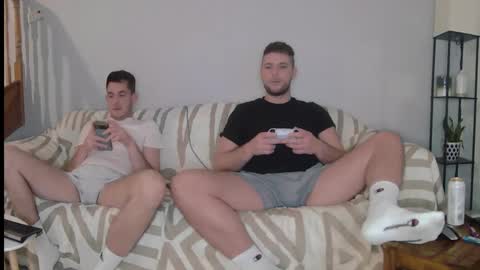 Snapshot of englishladxxx chatting on 12-17-24, 08:54 Englishladxxx online show from 12-17-24, 08:54