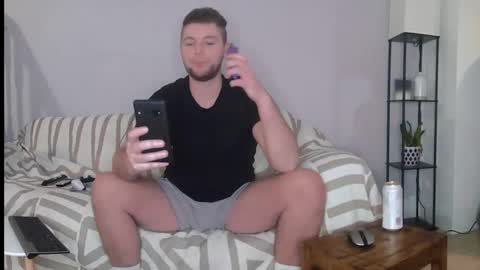Snapshot of englishladxxx chatting on 12-28-24, 08:58 Englishladxxx online show from 12-28-24, 08:58