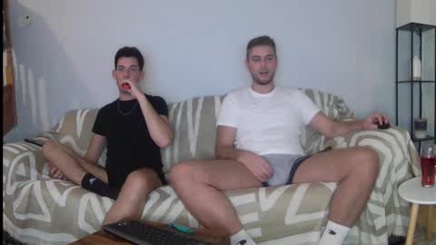 Snapshot of englishladxxx chatting on 10-03-25, 12:29 Englishladxxx online show from 10-03-25, 12:29