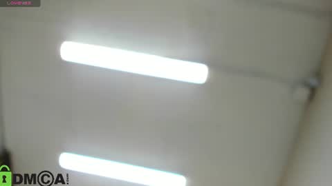 Snapshot of enigmatic_ella chatting on 06-17-26, 01:08 Ella online show from 06-17-26, 01:08