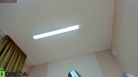Snapshot of enigmatic_ella chatting on 06-28-26, 01:00 Ella online show from 06-28-26, 01:00